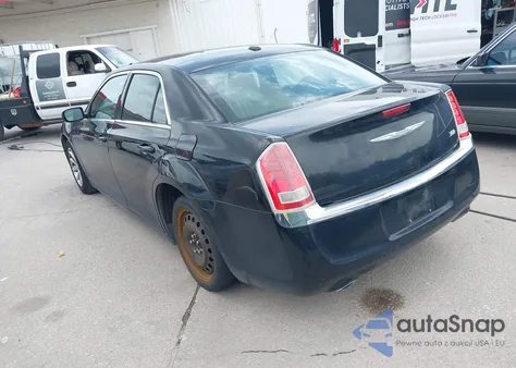 2014 Chrysler 300 z USA, uszkodzony, nr VIN 2C3CCAAG8EH343538